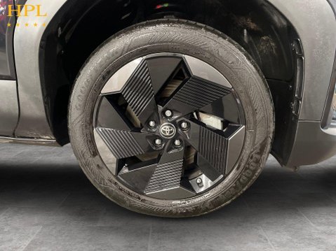 Toyota Urbancruiser 61kWh Design SUV 5dr Electric Auto (174 ps) 10