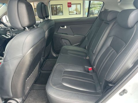 Kia Sportage 2.0 Sportage KX-4 CRDi Auto 4WD 5dr 14