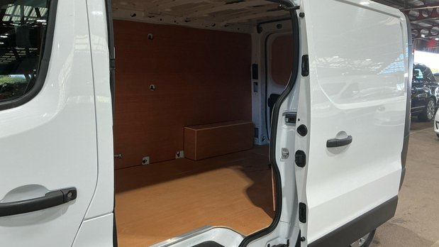 Renault Trafic LWB L2H1 Low Roof Business LL30 EURO 6 8