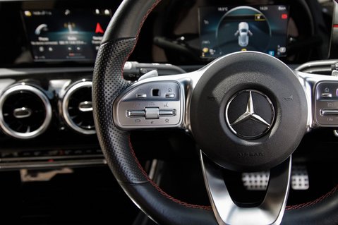 Mercedes-Benz A Class A 180 AMG LINE 19