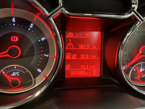 Vauxhall Adam GLAM 11
