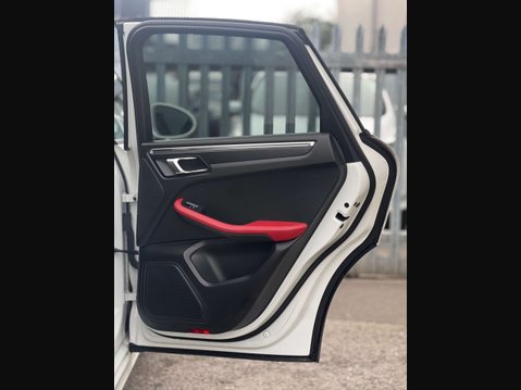 Porsche Macan 2.0T SUV 5dr Petrol PDK 4WD Euro 6 (s/s) (237 ps) 50