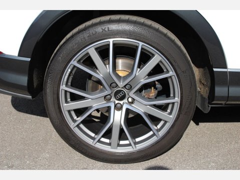 Audi Q3 TFSI S LINE BLACK EDITION 37