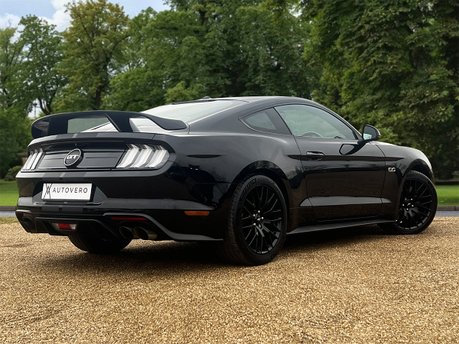 Ford Mustang GT 5