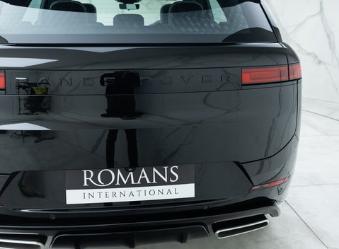 Land Rover Range Rover Sport P550e Autobiography 25