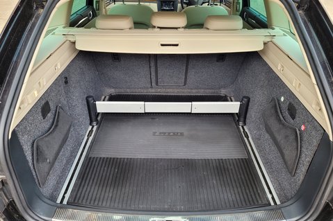 Skoda Superb LAURIN AND KLEMENT V6 DSG 47
