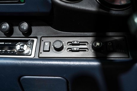 Porsche 911 CARRERA. NOW SOLD. SIMILAR REQUIRED. PLEASE CALL 01903 254800. 39