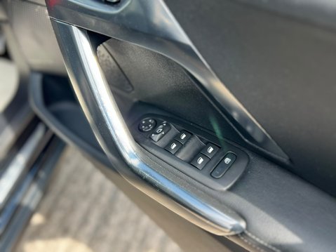 Peugeot 2008 BLUE HDI S/S FELINE MISTRAL 35