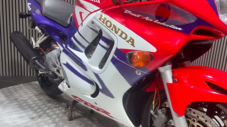 Honda CBR 1997 F3 RUNNING PROJECT SPARES OR REPAIR SPORTS BIKE 600CC 9