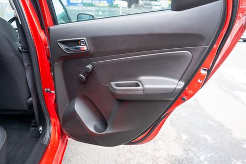 Suzuki Swift 1.2 Swift SZ-l DualJet MHEV 5dr 53
