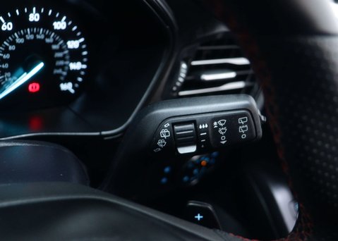 Ford Focus 1.0 Focus ST-Line MHEV Auto 5dr 34