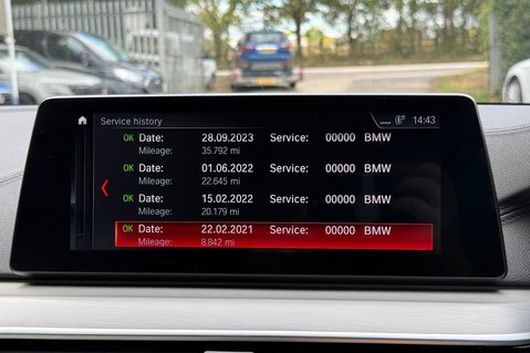 BMW 5 Series 520D M SPORT - RARE SOPHISTO GREY WITH IVORY LEATHER INTERIOR  52