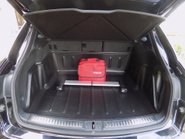 Porsche Macan 2.0T PDK 4WD SUV 38