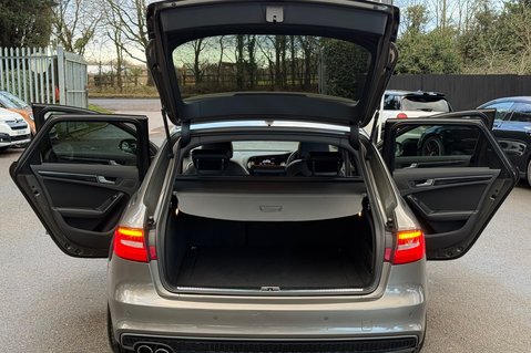 Audi A4 AVANT TDI BLACK EDITION - DEMO +1 - FULL AUDI SERVICE HISTORY  22