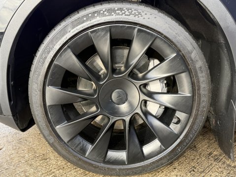 Tesla Model Y (Dual Motor) Long Range SUV 5dr Electric Auto 4WDE (384 bhp) 16