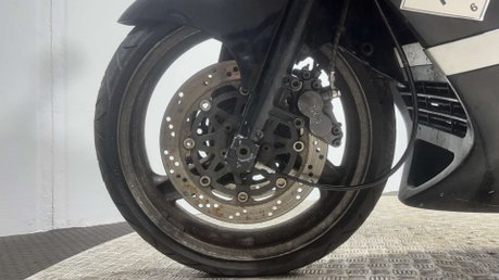 Kawasaki ZZR 1991 CLASSIC SPORTS TOURER PROJECT BIKE SPARES OR REPAIR 600CC 12