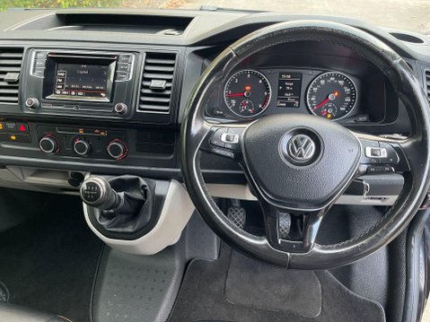 Volkswagen Transporter 2.0 TDI T28 BlueMotion Tech Highline FWD SWB Euro 6 (s/s) 5dr 64