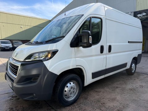 Peugeot Boxer 2.0 BlueHDi 335 Professional Panel Van 5dr Diesel Manual L2 H2 Euro 6 (130 5