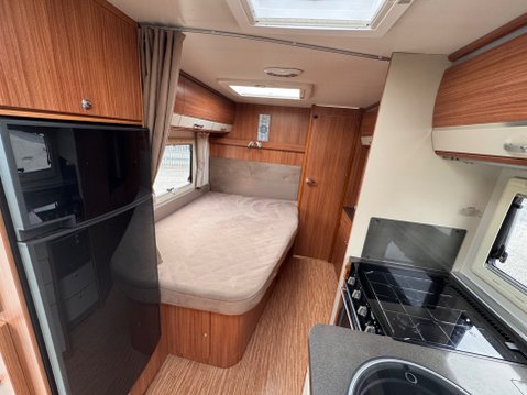 Adria Coral S680 ST 16