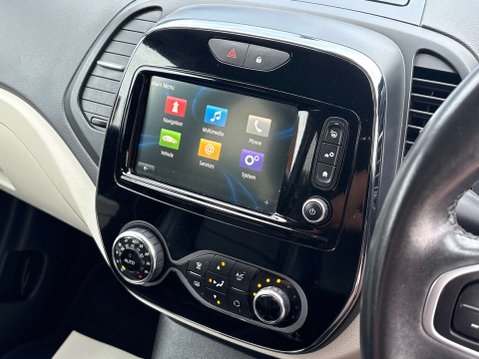 Renault Captur 1.5 dCi ENERGY Signature S Nav SUV 5dr Diesel Manual Euro 6 (s/s) (110 ps) 35