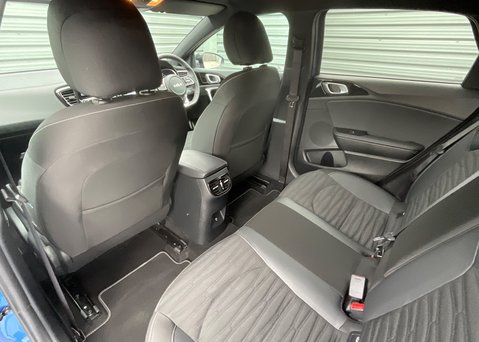 Kia Ceed 1.5T GDi ISG GT-Line 14