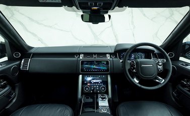 Land Rover Range Rover P400e Autobiography 18