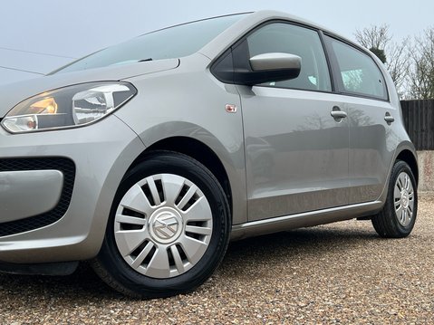 Volkswagen Up MOVE UP BLUEMOTION TECHNOLOGY 15