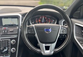 Volvo XC60 2.0 D4 R-DESIGN LUX NAV AUTO PAN ROOF 32