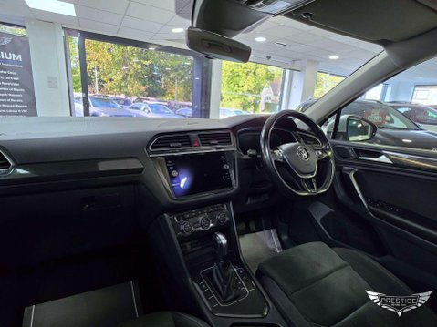 Volkswagen Tiguan 2.0 TDI SEL DSG Euro 6 (s/s) 5dr 56