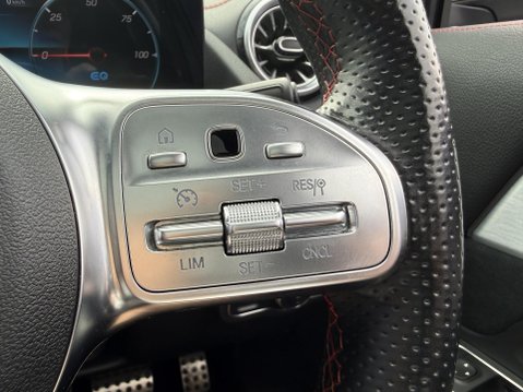 Mercedes-Benz EQA EQA 250 66.5kWh AMG Line (Premium) SUV 5dr Electric Auto (190 ps) 34