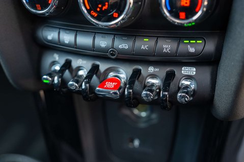 Mini Hatch 2.0 John Cooper Works Auto 3dr 60