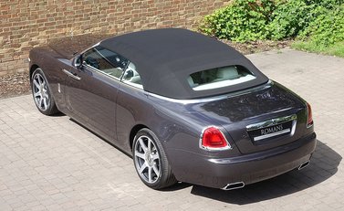 Rolls-Royce Dawn 16