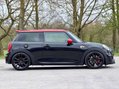 Mini Hatch 2.0 John Cooper Works Auto 3dr 14
