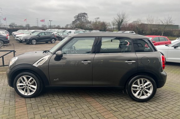 Mini Countryman COOPER D ALL4 HUGE SPEC 10