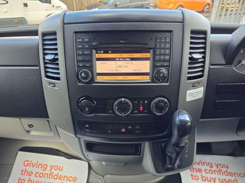 Mercedes-Benz Sprinter 319 CDI MWB 20