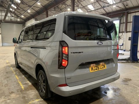 Ford Transit Custom 340 LIMITED ECOBOOST KOMBI 10