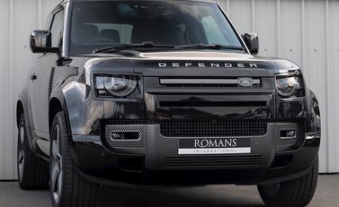 Land Rover Defender 90 V8 1