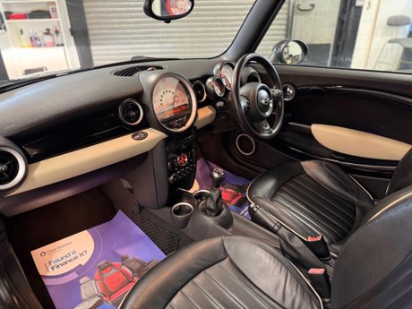 Mini Convertible 1.6 Cooper S Euro 5 (s/s) 2dr 12