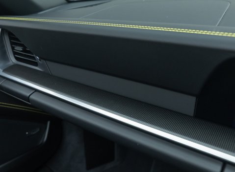 Porsche 911 Turbo S CABRIOLET (992) 27