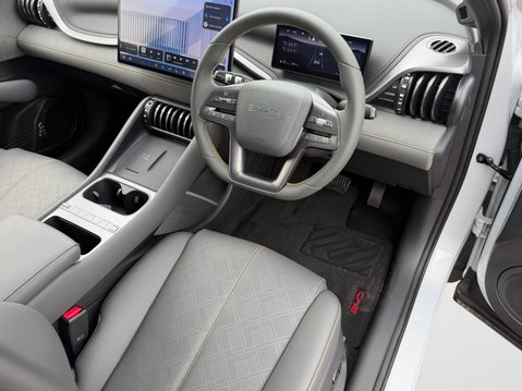 BYD Atto 3 Evo 5dr 220kw Design 75kwh Auto 19