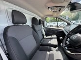 Renault Trafic SWB L1H1 [SOLD MM] Low Roof Advance SL30 Air Con Nav Sensors EURO 6 19