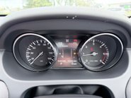 Land Rover Discovery Sport 2.0 TD4 HSE AUTOMATIC 28