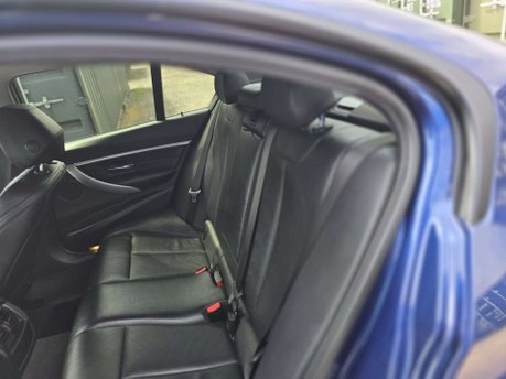 BMW 3 Series 2.0 320i Sport Saloon 4dr Petrol Auto Euro 6 (s/s) (184 ps) 7
