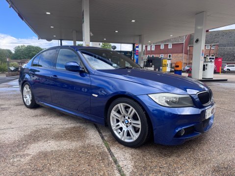 BMW 3 Series 320I M SPORT 6