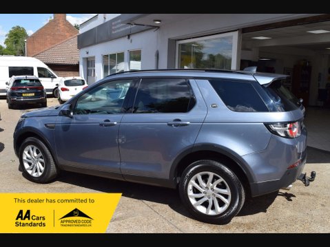 Land Rover Discovery Sport 2.0 Discovery Sport SE Tech TD4 4WD 5dr 6