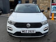Volkswagen T-Roc DESIGN TSI 3