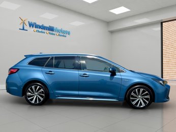 Toyota Corolla 1.8 VVT-h Design Touring Sports CVT Euro 6 (s/s) 5dr