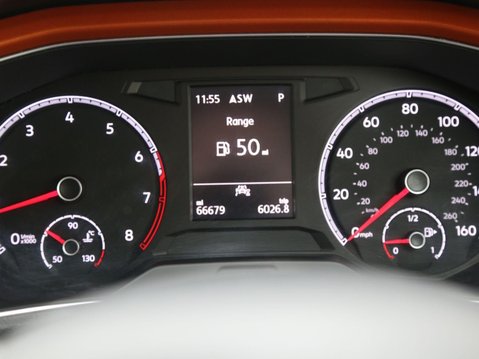 Volkswagen T-Roc 1.5 TSI EVO Design DSG Euro 6 (s/s) 5dr 14