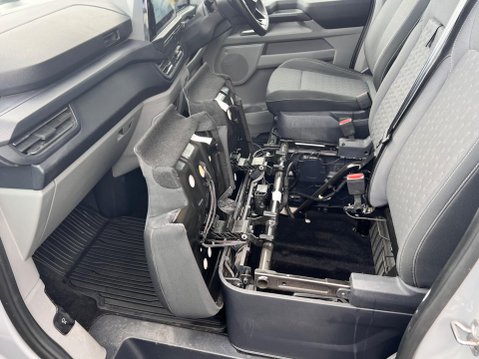 Ford Transit Custom 2.5 320 Duratec 11.8kWh Limited Crew Van Auto L1 H1 Euro 6 5dr 30