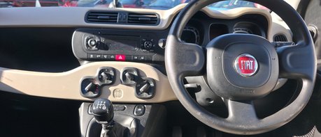 Fiat Panda EASY.. £35 ROAD TAX..SERVICE HISTORY INLCUDING CAMBELT CHANGE AT 76K..  1
